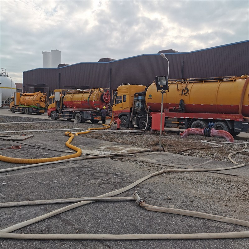 麦积污水池清理